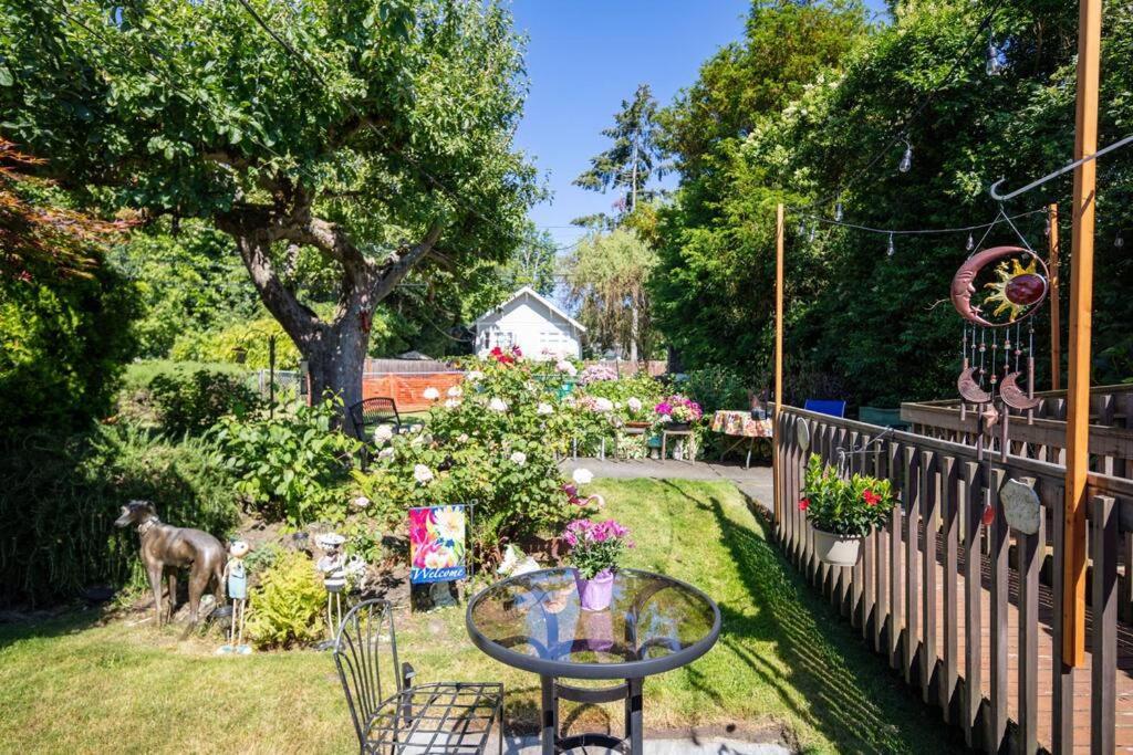 Seaview Hideaway Heated Floors, Free Parking Villa Seattle Bagian luar foto
